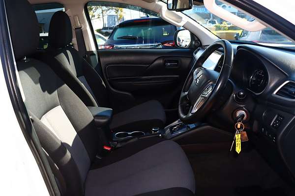 2021 Mitsubishi Triton GLX-R MR 4X4