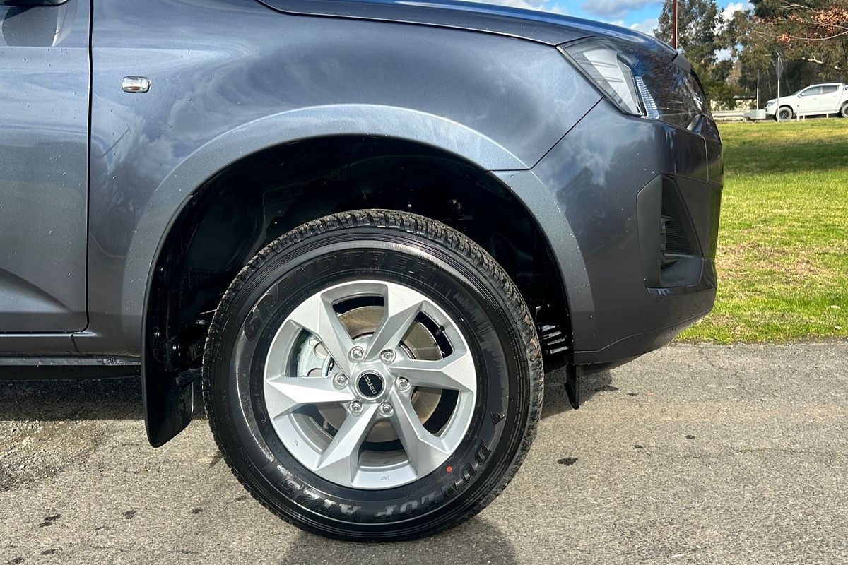 2025 Isuzu D-MAX SX 4X4
