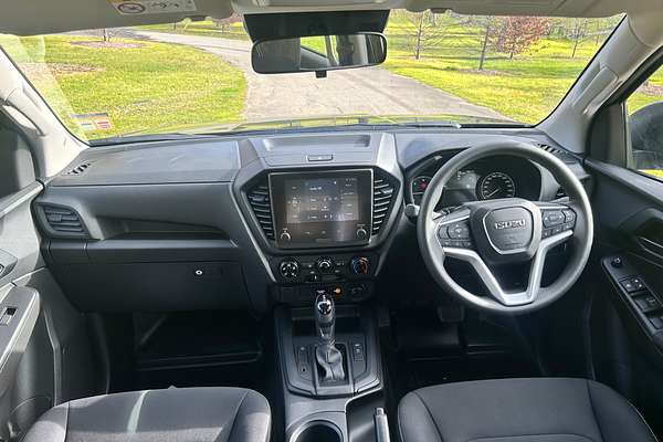 2025 Isuzu D-MAX SX 4X4