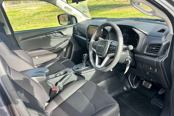 2025 Isuzu D-MAX SX 4X4