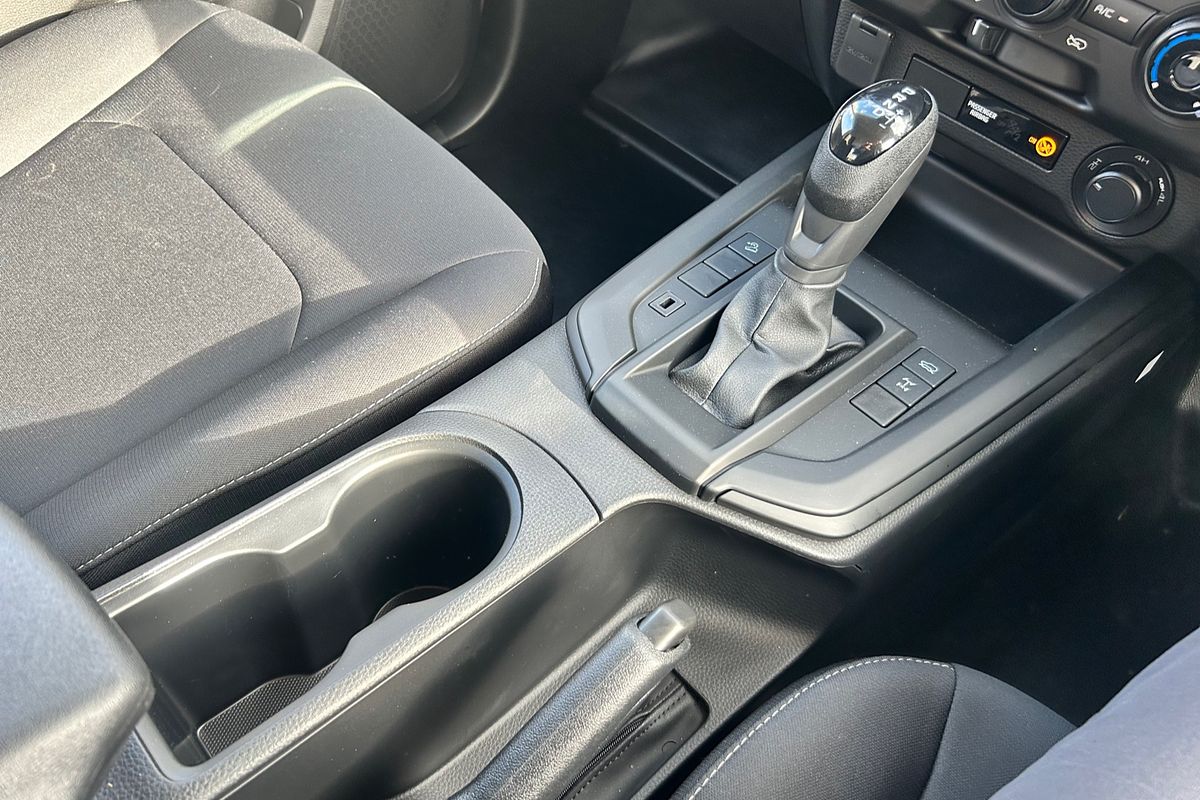 2025 Isuzu D-MAX SX 4X4