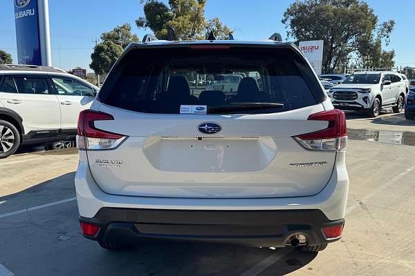 2024 Subaru Forester 2.5i S5