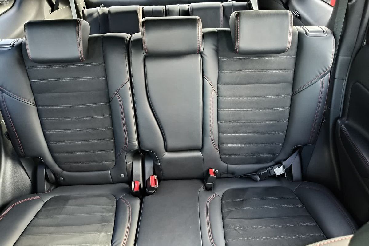2020 Mitsubishi Outlander Black Edition ZL