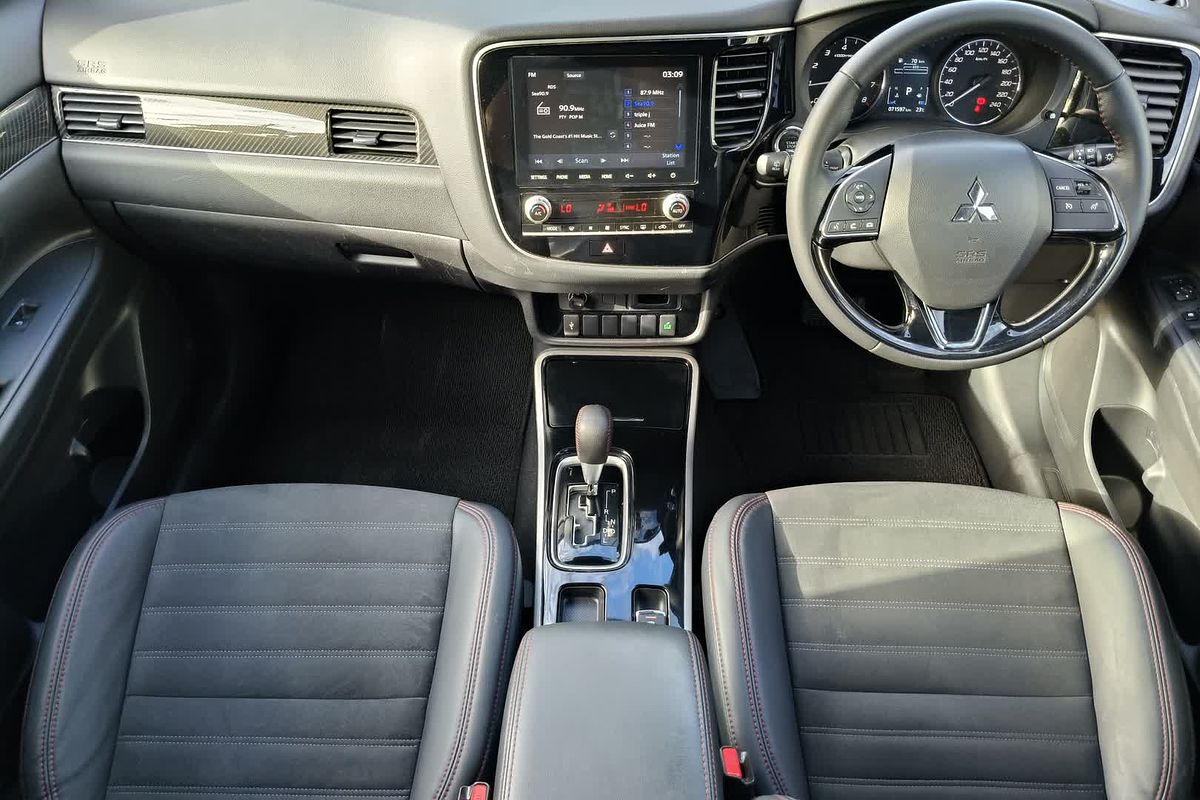 2020 Mitsubishi Outlander Black Edition ZL