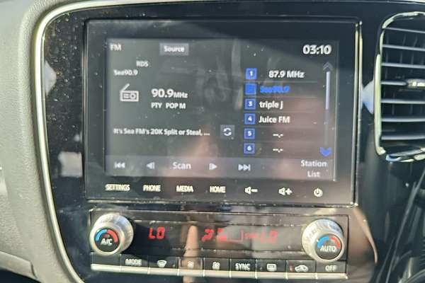2020 Mitsubishi Outlander Black Edition ZL