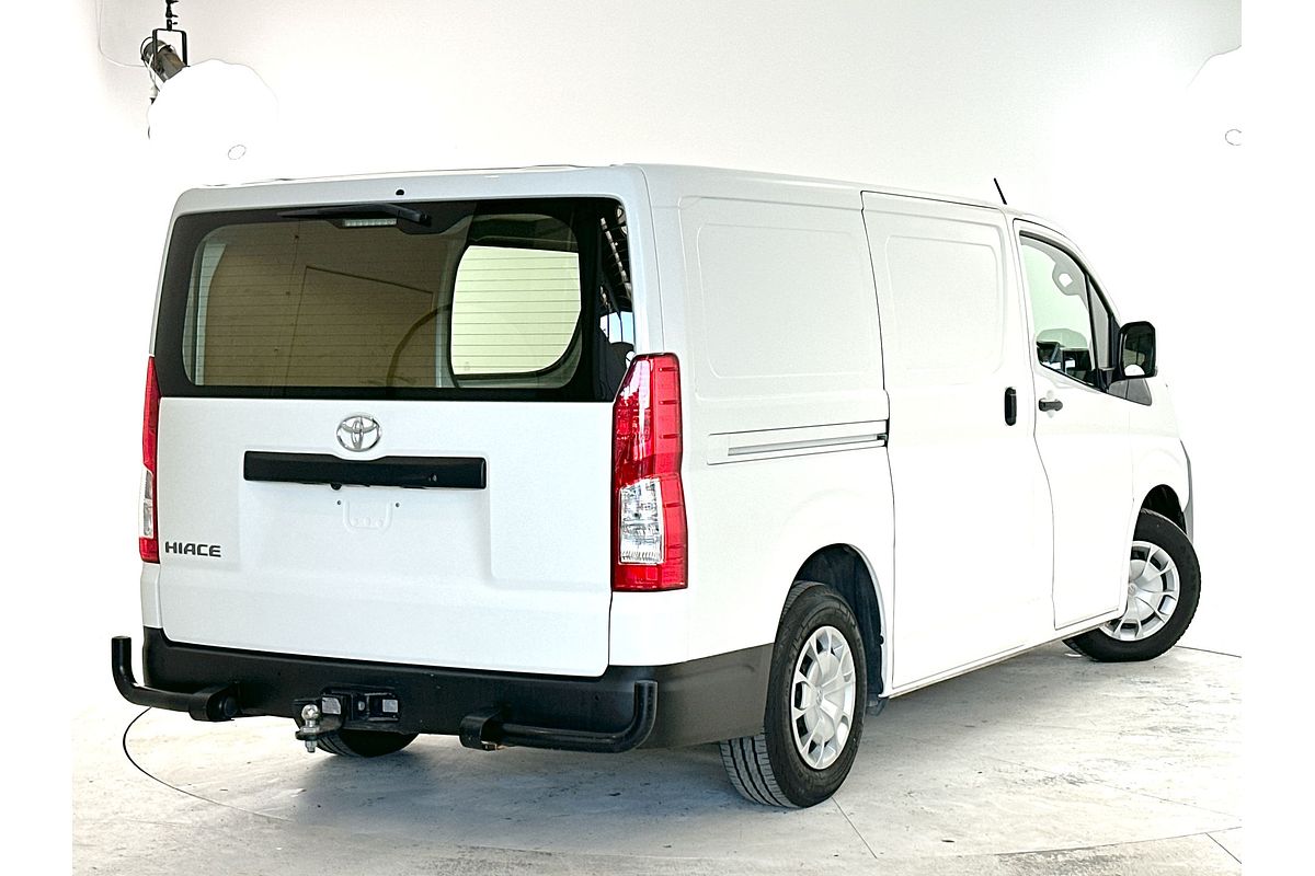 2021 Toyota Hiace GDH300R