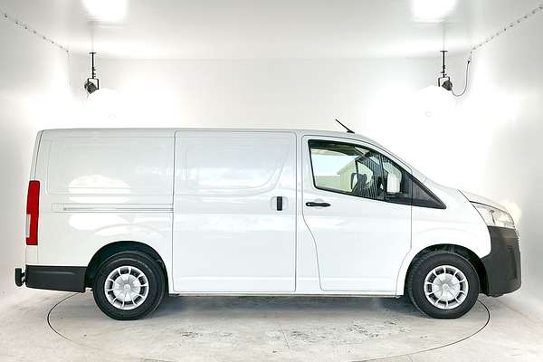 2021 Toyota Hiace GDH300R