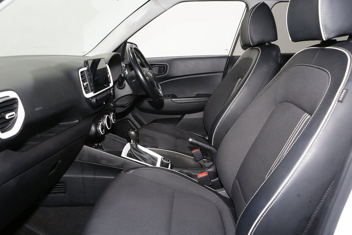 2021 Hyundai Venue Elite QX.V3