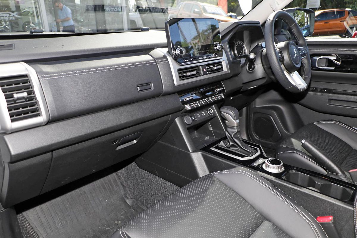 2024 Mitsubishi Triton GLS MV 4X4