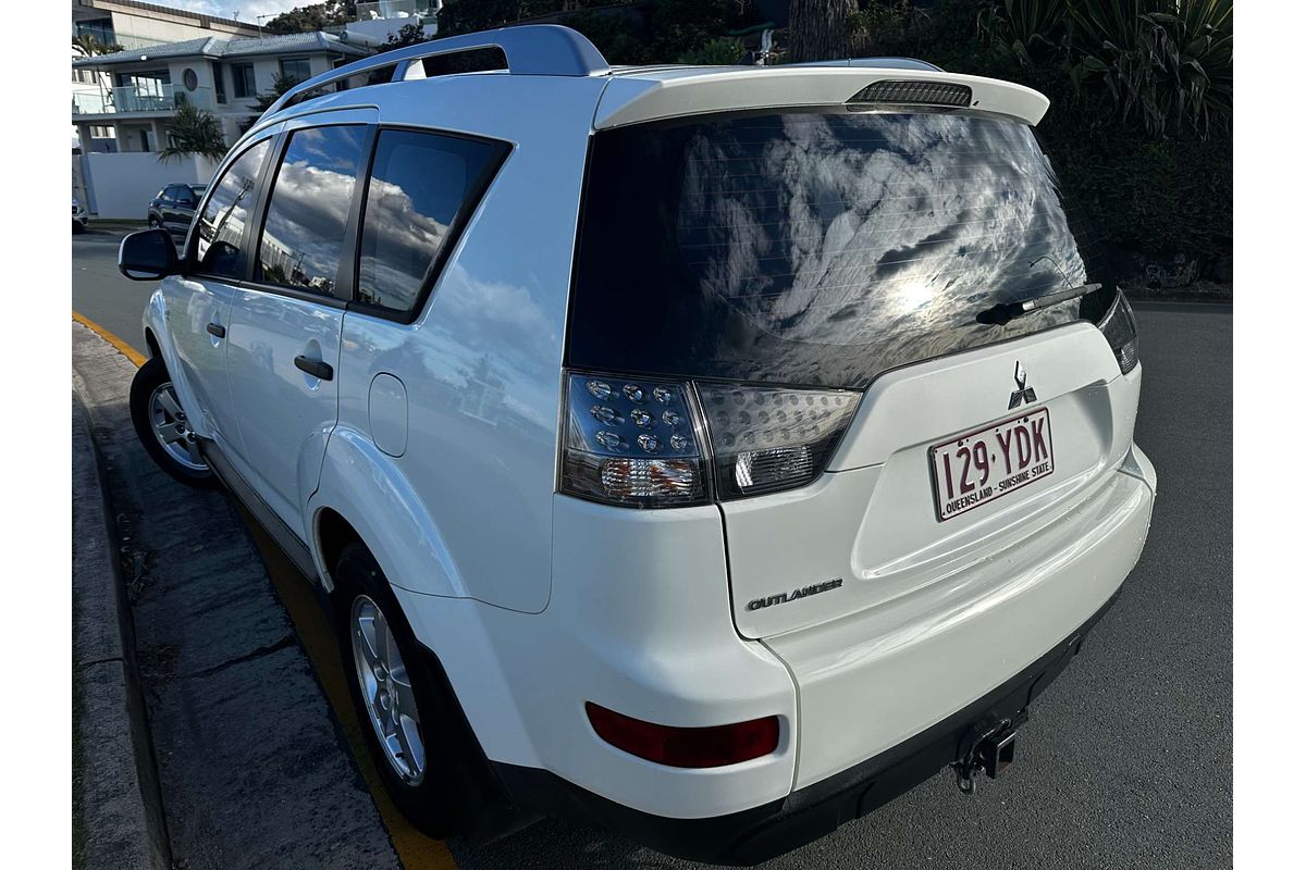 2009 Mitsubishi Outlander LS ZG