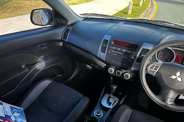 2009 Mitsubishi Outlander LS ZG