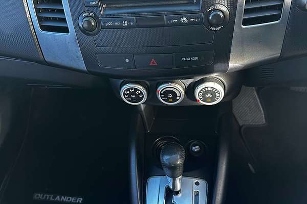 2009 Mitsubishi Outlander LS ZG