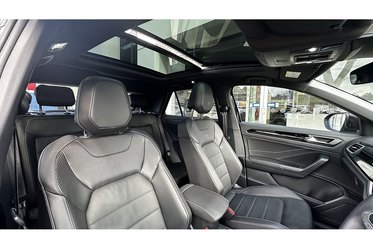 2024 Volkswagen T-Roc 140TSI R-Line D11