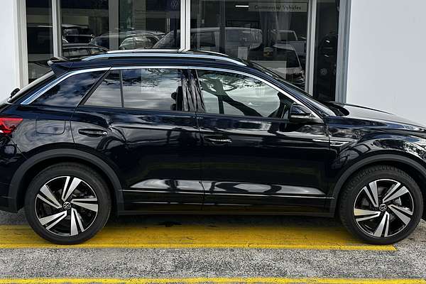 2024 Volkswagen T-Roc 140TSI R-Line D11