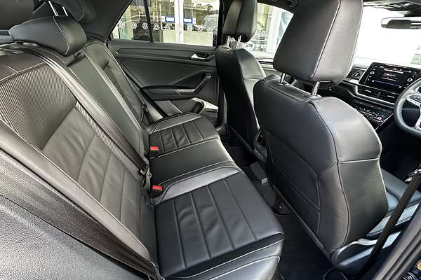2024 Volkswagen T-Roc 140TSI R-Line D11
