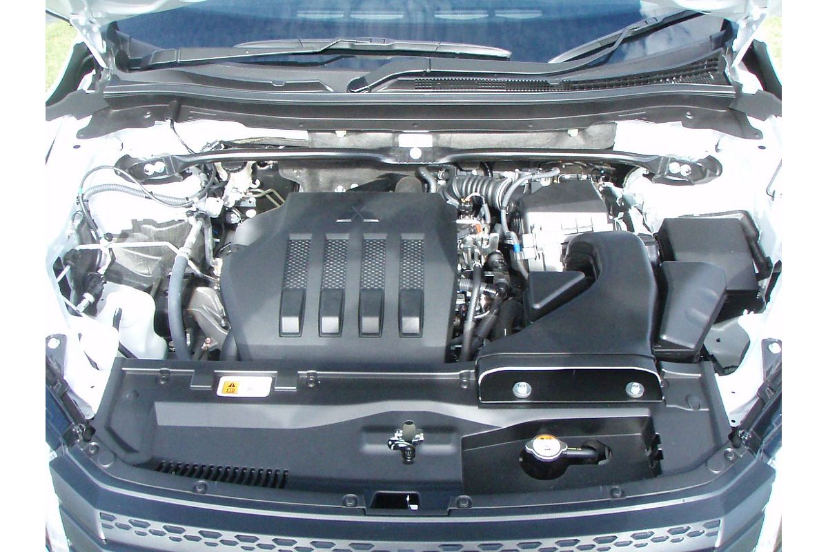 2024 Mitsubishi Eclipse Cross Black Edition YB