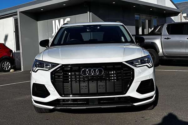 2022 Audi Q3 35 TFSI F3