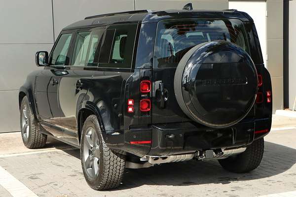 2025 Land Rover Defender 110 D350 X-Dynamic SE L663