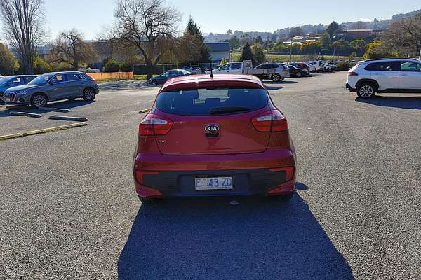 2015 Kia Rio S UB