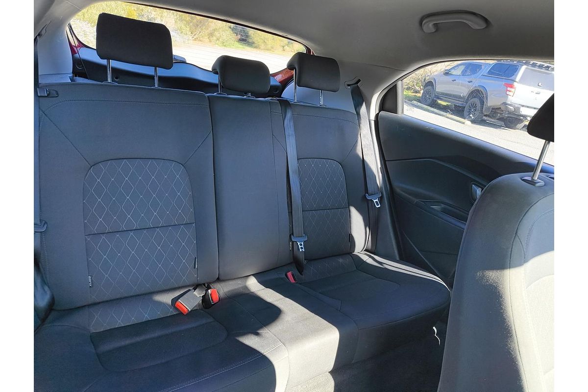 2015 Kia Rio S UB