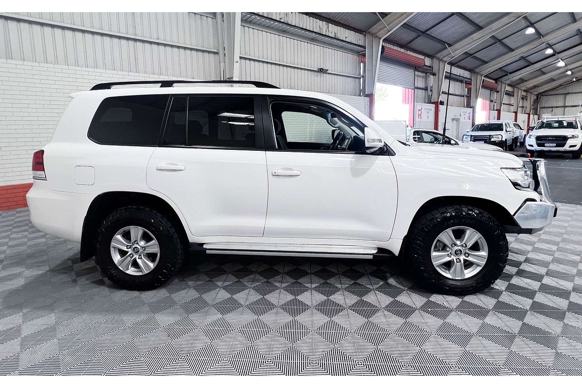 2018 Toyota Landcruiser GXL VDJ200R