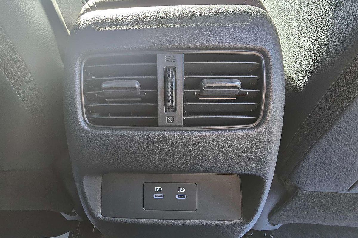 2024 Nissan QASHQAI Ti J12