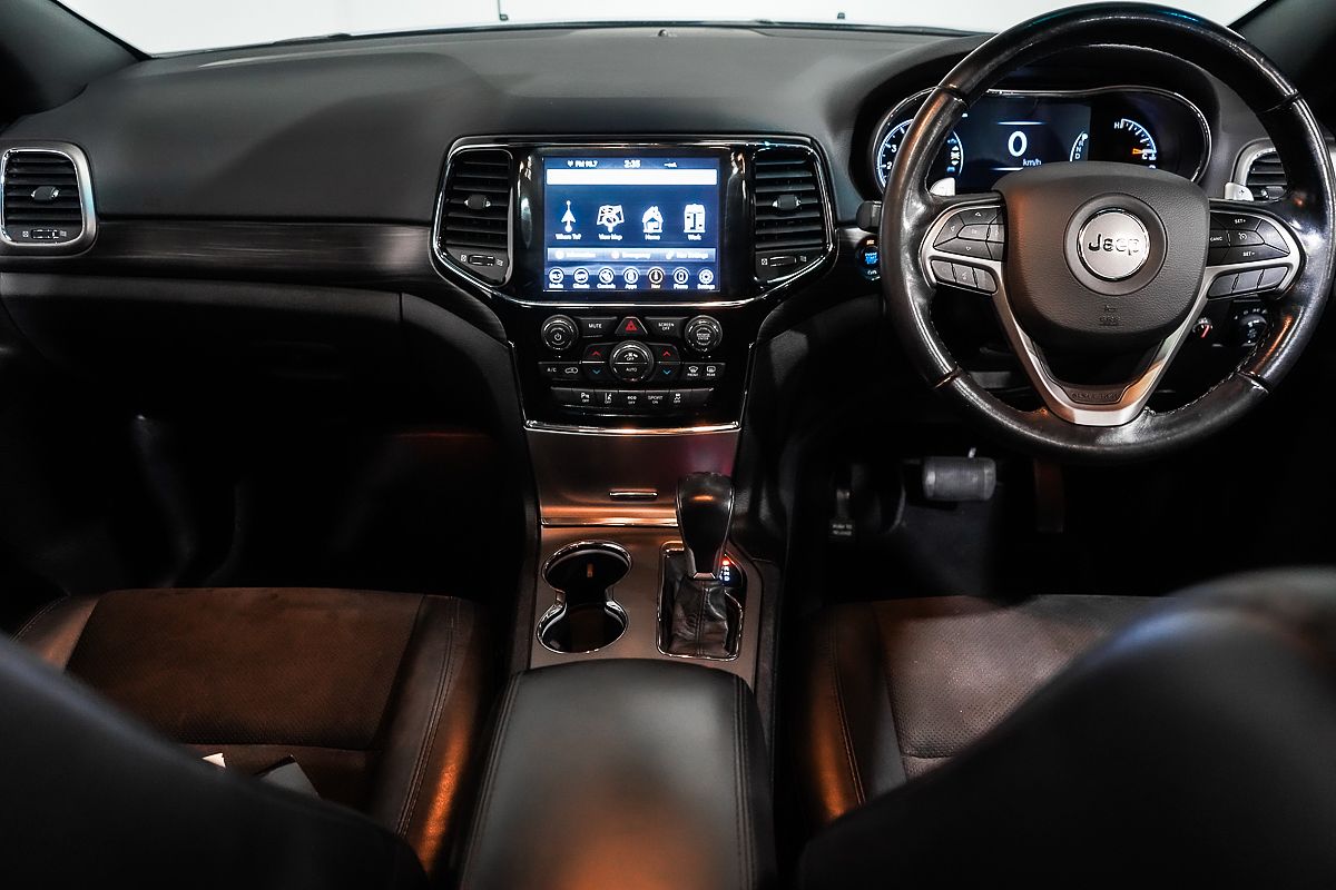 2020 Jeep Grand Cherokee Night Eagle WK