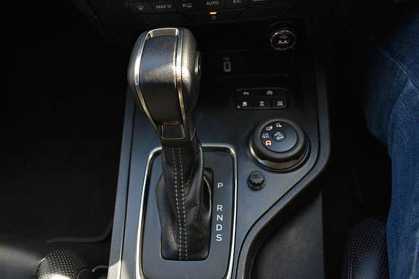 2020 Ford Everest Trend UA II 2.0L