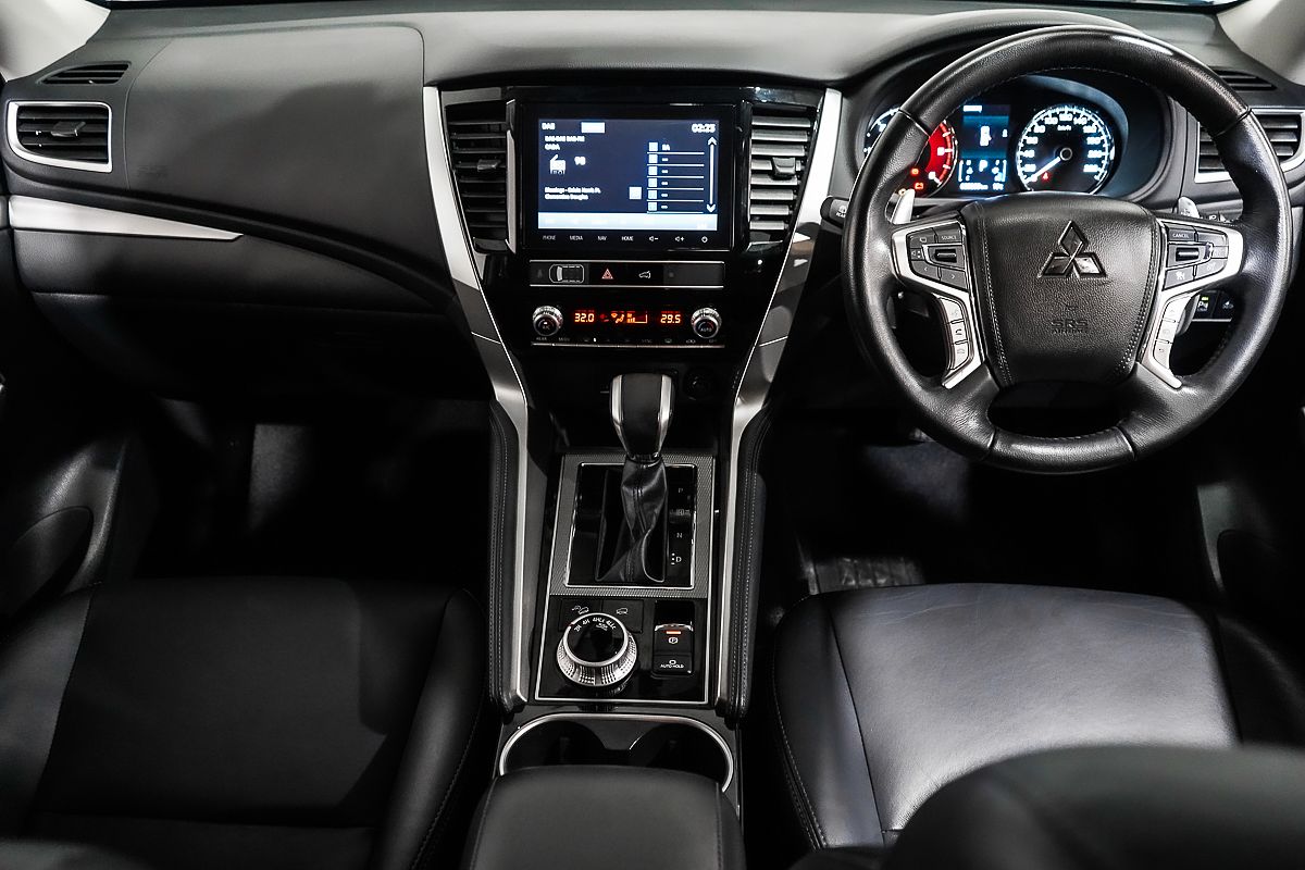 2022 Mitsubishi Pajero Sport GLS QF