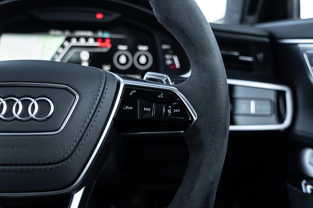 2024 Audi RS6 Performance C8