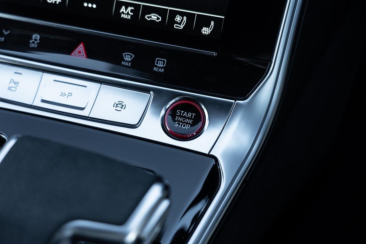 2024 Audi RS6 Performance C8