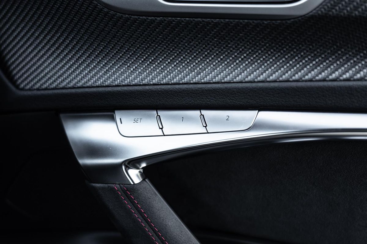 2024 Audi RS6 Performance C8
