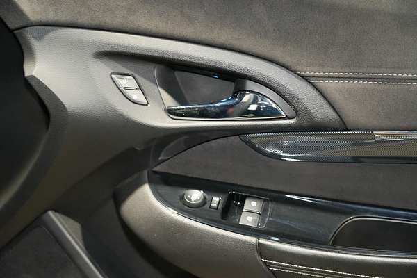 2014 Holden Special Vehicles Maloo R8 GEN-F Rear Wheel Drive