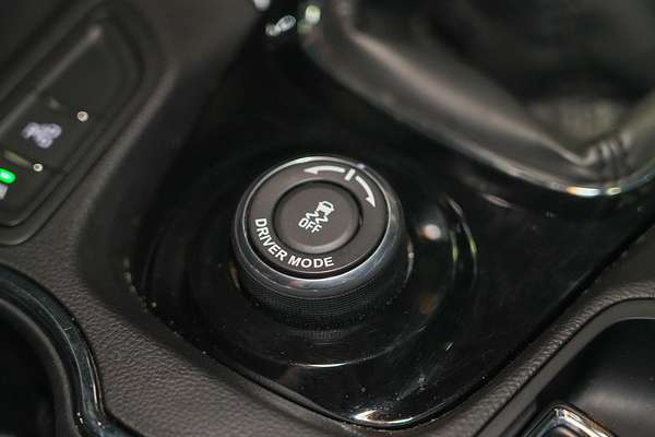 2014 Holden Special Vehicles Maloo R8 GEN-F Rear Wheel Drive