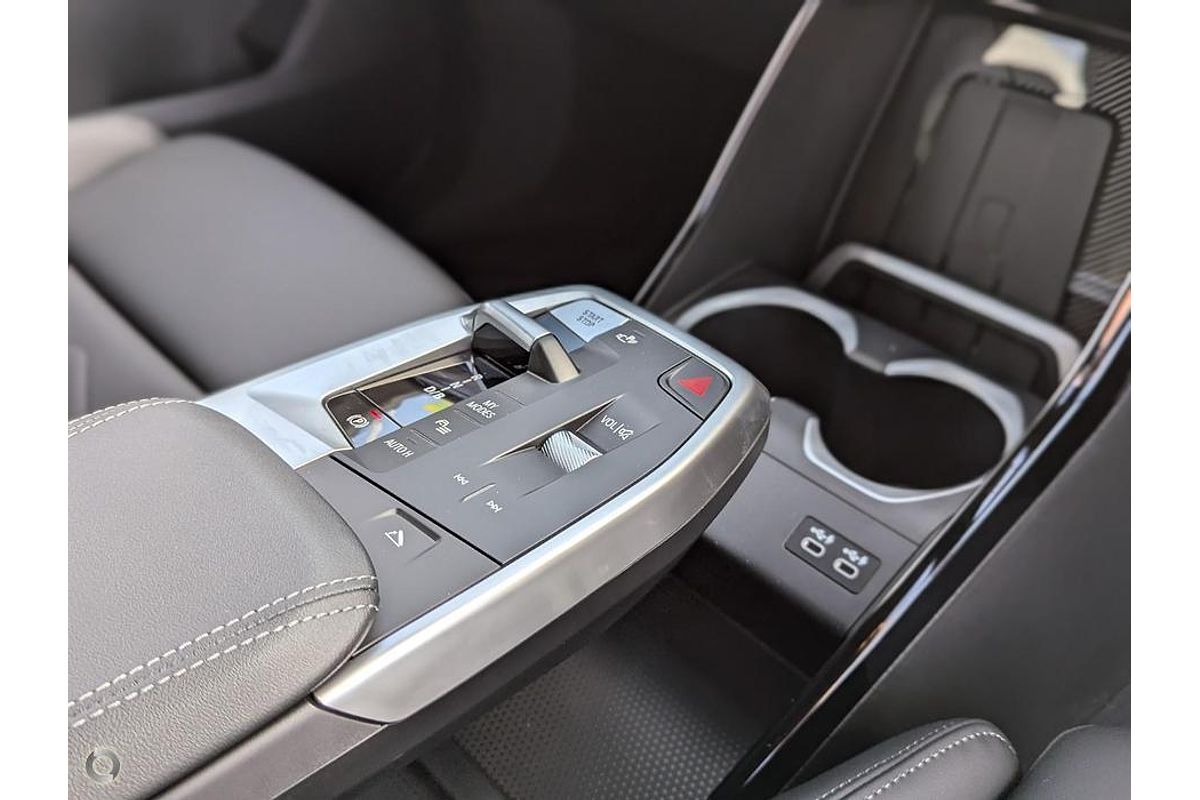 2024 BMW iX2 eDrive20 M Sport U10