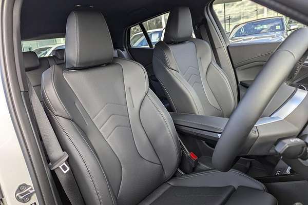 2024 BMW iX2 eDrive20 M Sport U10
