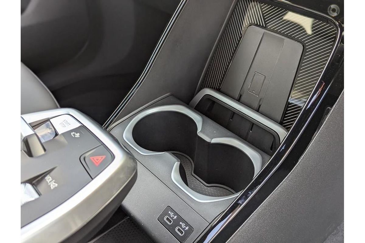 2024 BMW iX2 eDrive20 M Sport U10