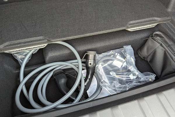2024 BMW iX2 eDrive20 M Sport U10