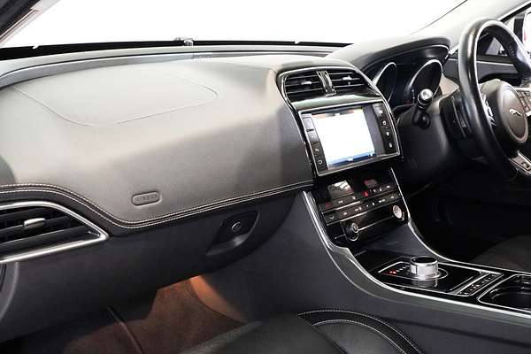 2016 Jaguar XE 20d R-Sport X760