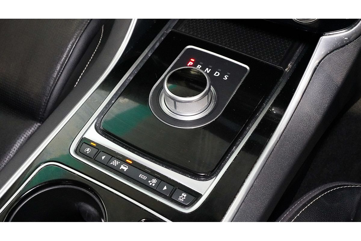 2016 Jaguar XE 20d R-Sport X760