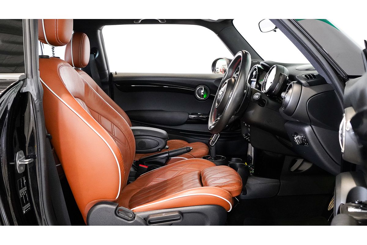 2019 MINI Hatch John Cooper Works F56 LCI