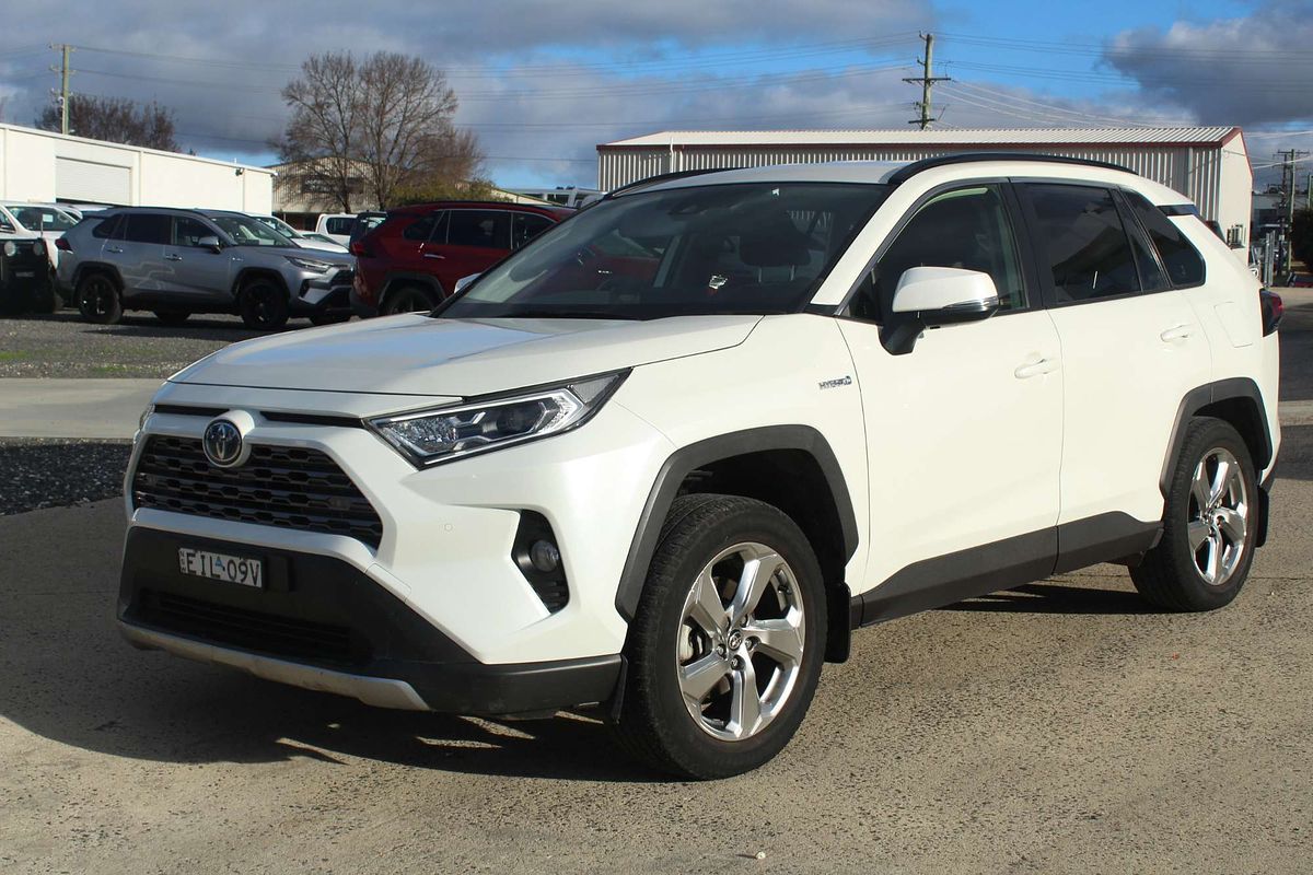 2020 Toyota RAV4 GXL AXAH52R