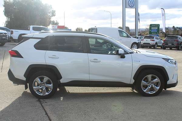 2020 Toyota RAV4 GXL AXAH52R