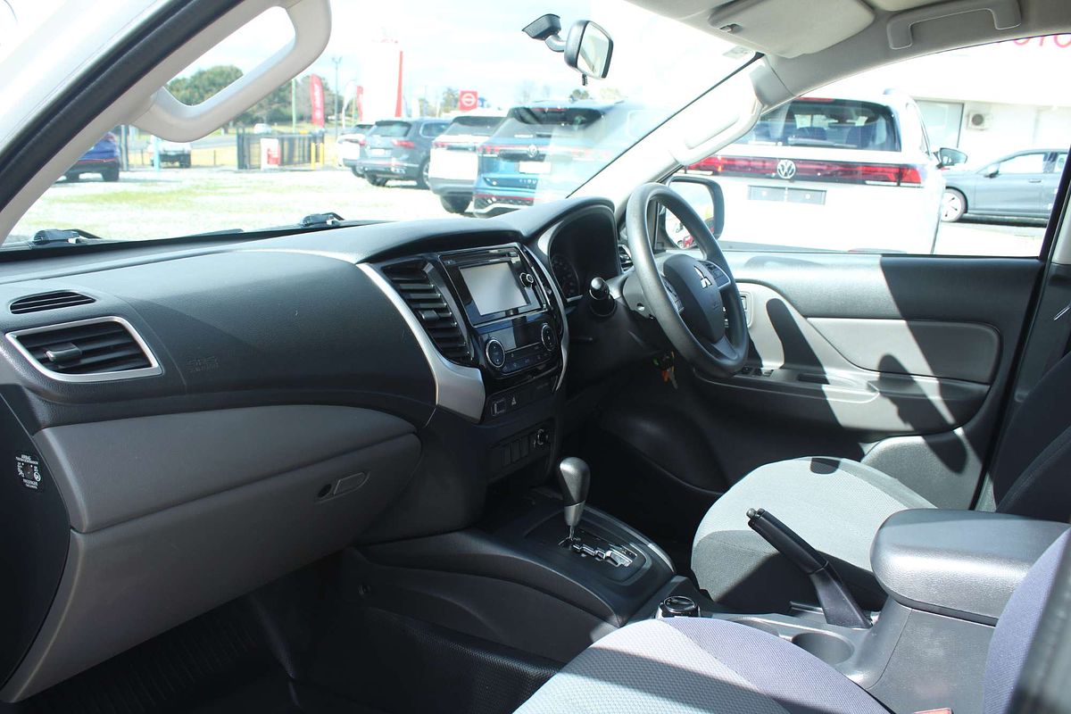2017 Mitsubishi Triton GLX+ MQ 4X4
