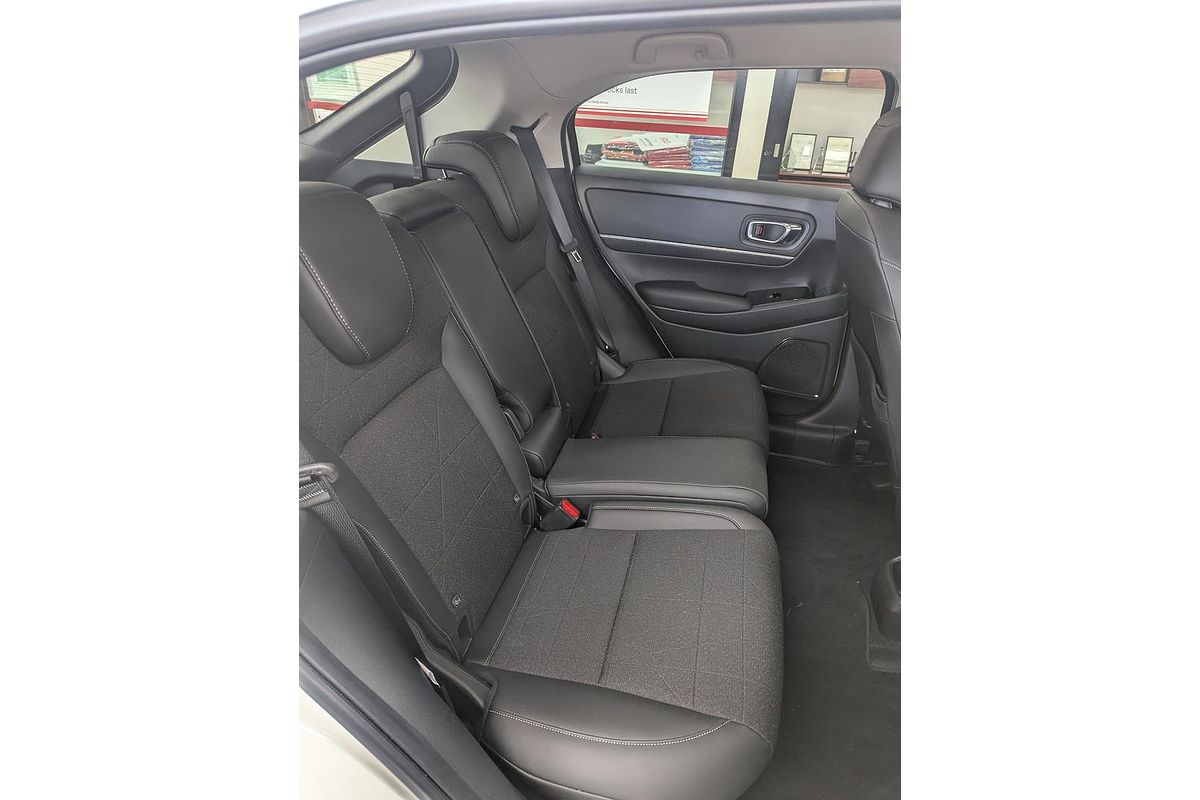 2024 Honda HR-V e:HEV L