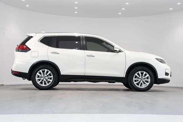 2022 Nissan X-TRAIL ST T32