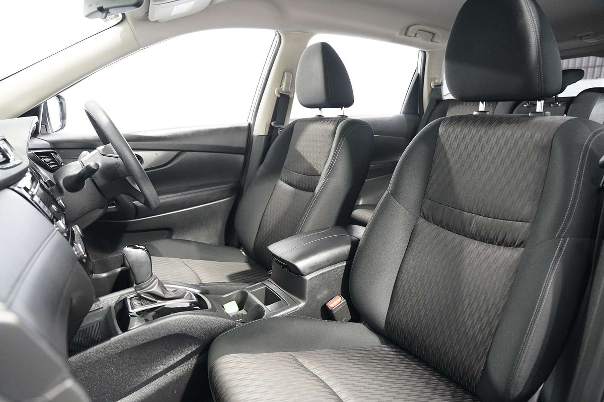 2022 Nissan X-TRAIL ST T32