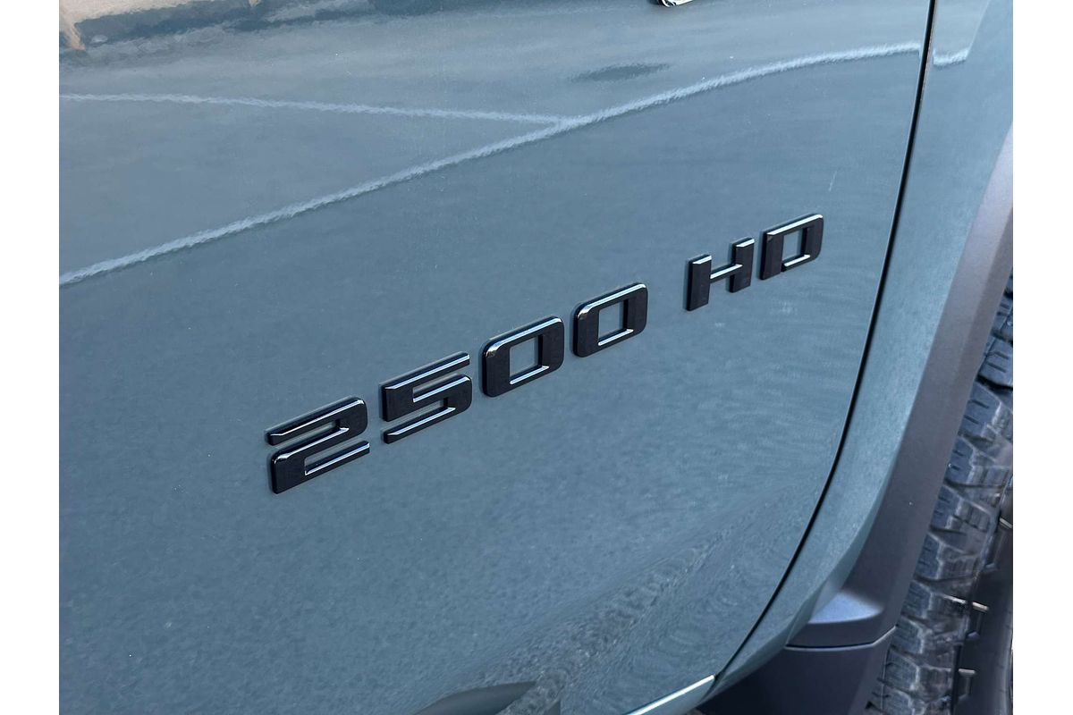 2025 Chevrolet Silverado HD LTZ Premium W/Tech Pack T1 4X4