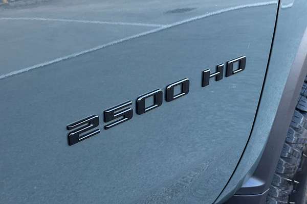 2025 Chevrolet Silverado HD LTZ Premium W/Tech Pack T1 4X4