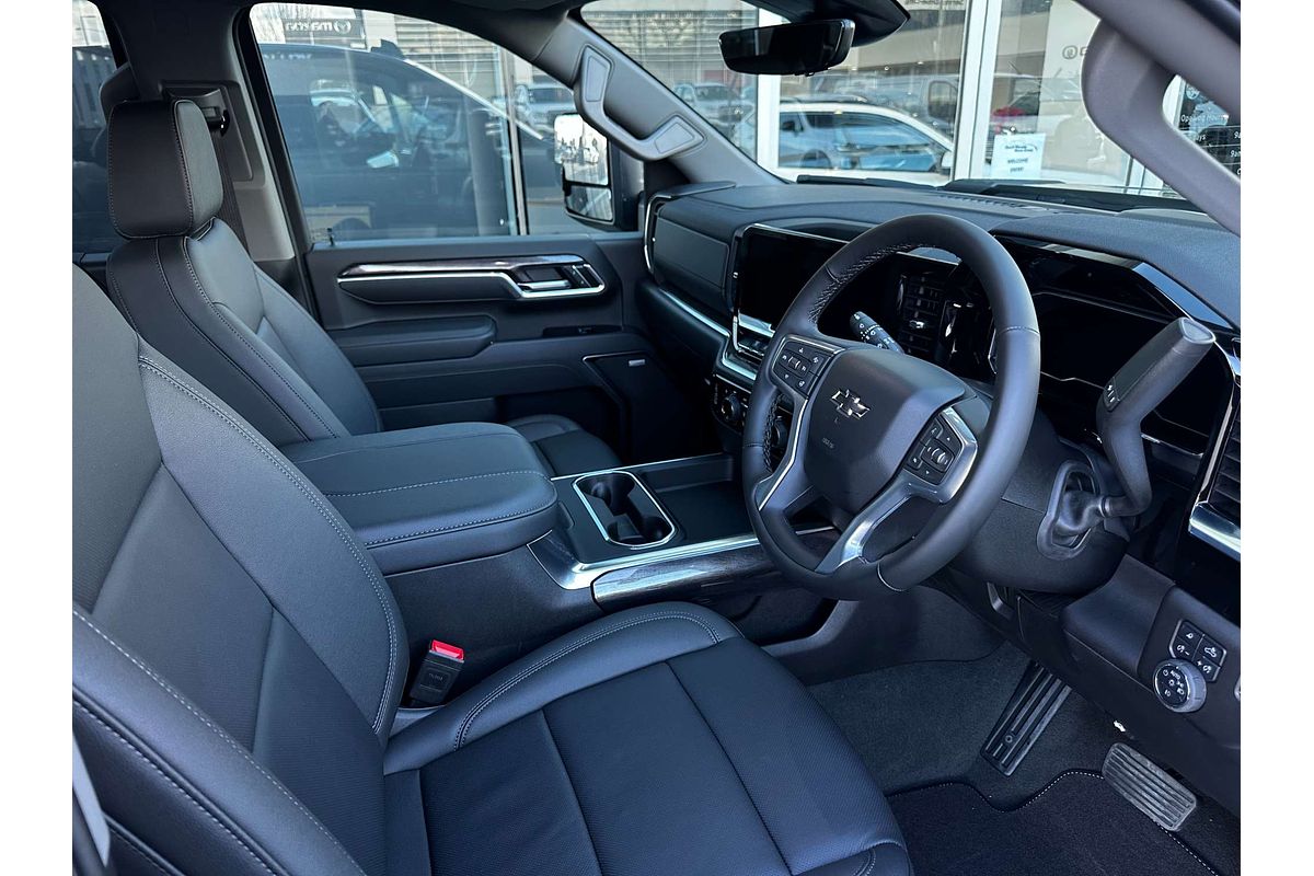 2025 Chevrolet Silverado HD LTZ Premium W/Tech Pack T1 4X4